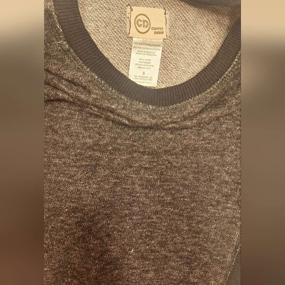 Boys Sweatshirt Size 5